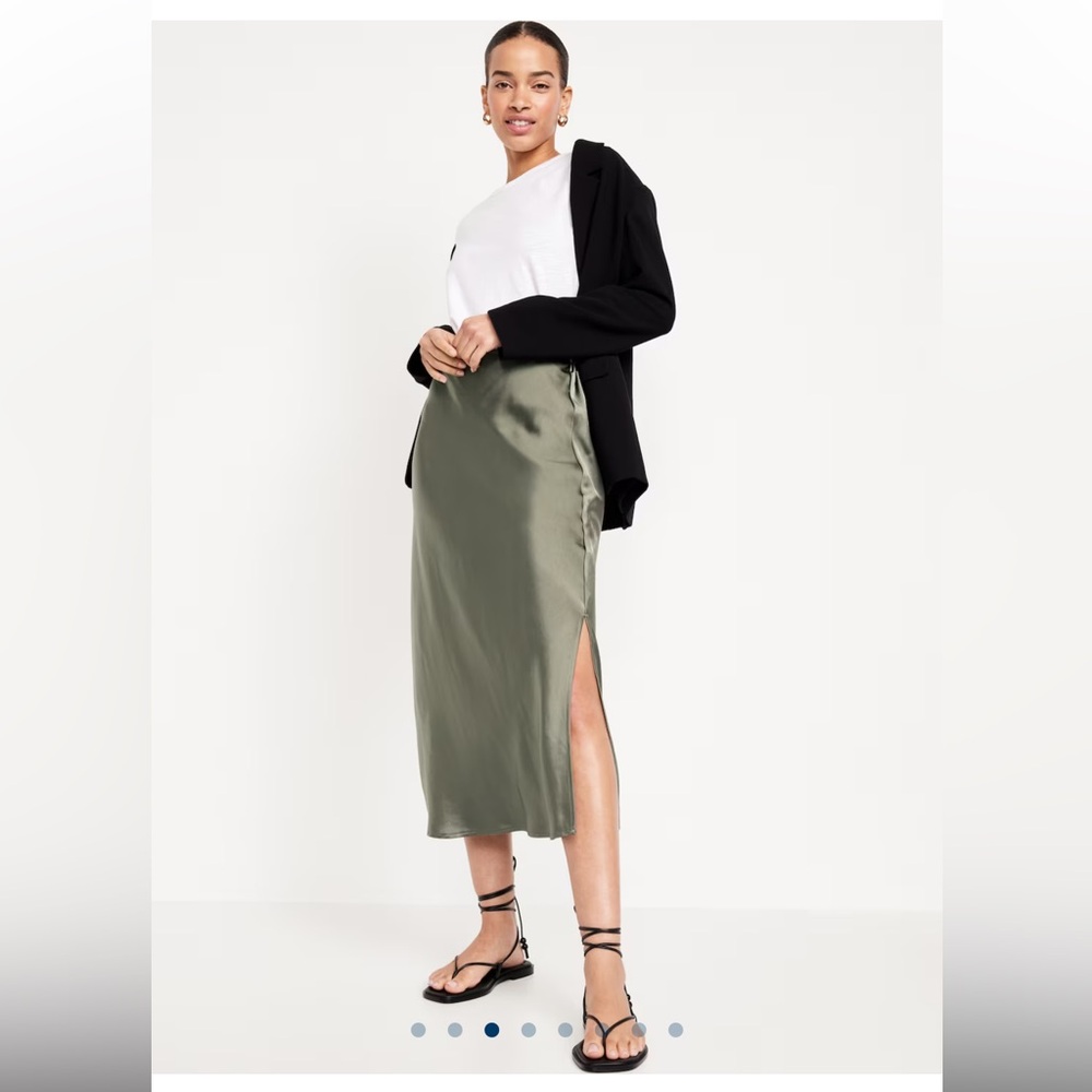 Old Navy High-Waisted Satin Midi Slip Skirt Size L NWT